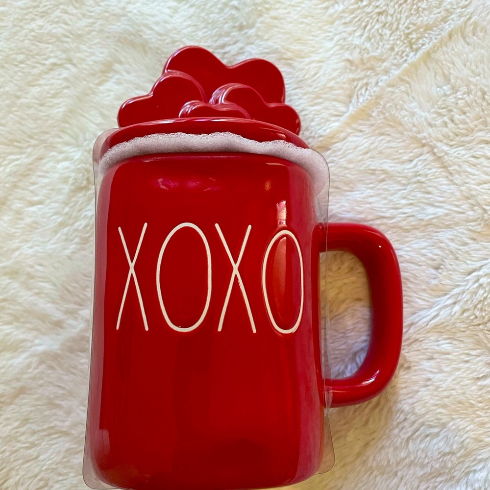 Rae Dunn mug